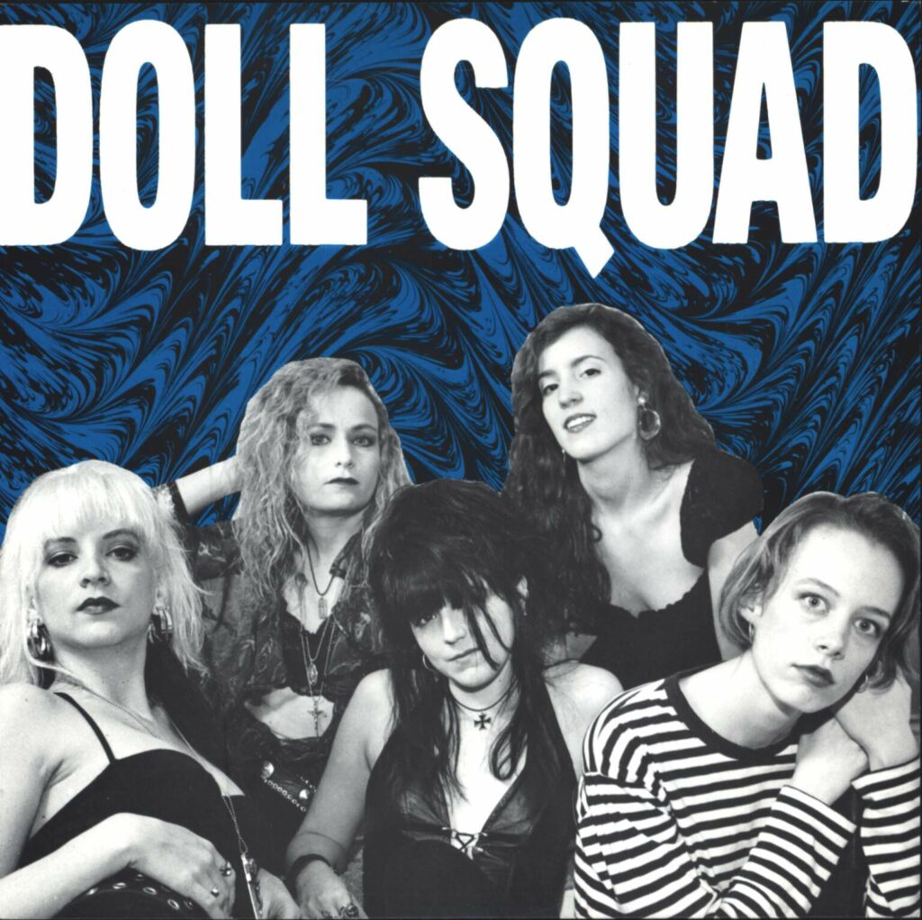 Doll Squad-Kiss Me I'm Poisonous-7" Single (Vinyl)-01