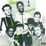 The Beat-Mirror In The Bathroom-7" Single (Vinyl)-02