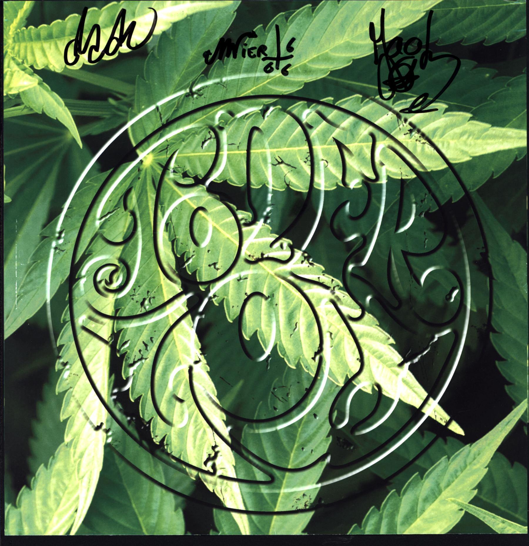 Toner Low-III-LP (Vinyl) signed green-4 Toner Low-III-LP (Vinyl) signed green